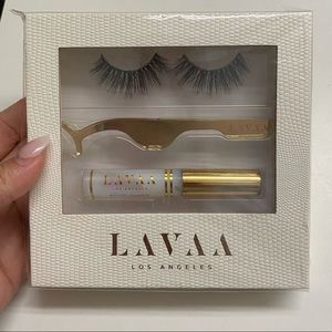 LAVAA Los Angeles flirty lashes set NIB